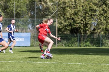 Bild 354 - wBJ Hamburger SV - Hertha BSC : Ergebnis: 5:2